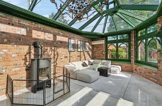 Einfamilienhaus kaufen in 41564 Kaarst, Einzigartiges Wohnhaus mit wunderschönem Wintergarten auf großzügigem Grundstück in Kaarst
