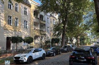 Wohnung kaufen in 12307 Berlin, Berlin - Attraktives Investment: großzügige 4.-Zi.-Altbauwohnung mit Südbalkon in beliebter Lichtenrader Lage!