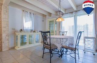 Doppelhaushälfte kaufen in 79809 Weilheim, Weilheim - Zwei vielseitig nutzbare Doppelhaushälften mit großem Ausbaupotenzial in Weilheim - Heubach