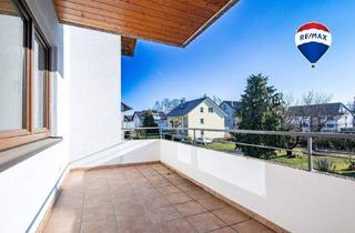 Wohnung kaufen in 79787 Lauchringen, Lauchringen - Endlich Platz für alles - 4,5-Zimmer Wohnung mit Garage für Ihr Wohnmobil oder Boot in Lauchringen