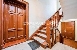 Mehrfamilienhaus kaufen in Straße 1, 13158 Berlin, Berlin - Aufgeteiltes Mehrfamilienhaus in ruhiger Seitenstraße