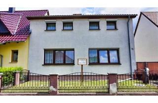 Haus kaufen in 16230 Britz, Britz - Großes Familienhaus mit Einliegerwohnung & Garten in Britz