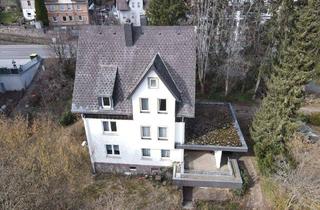 Haus kaufen in Bundestraße 25-27, 78112 St. Georgen, Sankt Georgen im Schwarzwald - Einzigartige Investitionsmöglichkeit mit vielseitigem Potenzial in St. Georgen