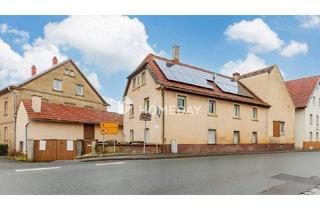 Haus kaufen in 97241 Bergtheim, Bergtheim - Großzügiges Zweifamilienhaus mit Scheune, Werkstatt und Ausbaureserve
