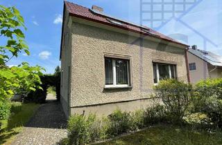 Einfamilienhaus kaufen in 15537 Erkner, Erkner / Hangelsberg - NEUER PREIS - SOLIDES VOLLUNTERKELLERTES EINFAMILIENHAUS MIT GROSSEM GRUNDSTÜCK