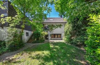 Haus kaufen in 42579 Heiligenhaus, Heiligenhaus - Freistehendes 185 m2 Ein- oder Zweifamilienhaus in Massivbauweise