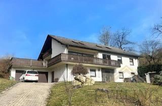 Einfamilienhaus kaufen in 96110 Scheßlitz, Scheßlitz - Großzügiges Einfamilienhaus mit viel Potenzial und Ausbau-Reserve in Scheßlitz bei Bamberg