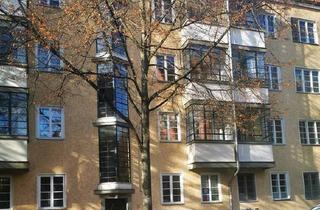 Wohnung kaufen in Puderstraße, 12435 Berlin, Berlin - Vermietete 2-Zimmer-Eigentumswohnung direkt am Treptower Park, derzeit noch vermietet