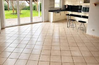 Wohnung kaufen in Zu Den Mühlen 7, 66706 Perl, Perl - Erdgeschosswohnung direkt an der Grenze Luxemburg