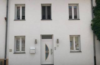 Haus kaufen in Wieser Strasse 19, 66706 Perl, Perl - Wohnhaus mit großer Terrasse direkt an der Grenze L-Remich