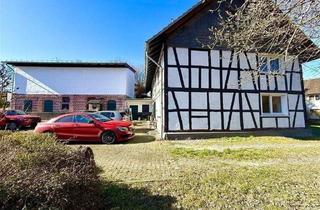 Bauernhaus kaufen in 51545 Waldbröl, Waldbröl - Charmantes Fachwerkhaus mit ca. 5.000 m² Grundstück & Stall