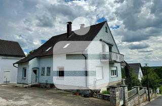 Haus kaufen in 91475 Lonnerstadt, Lonnerstadt - 1-2-FH mit großem Grundstück in Lonnerstadt...Mit geräumigen Nebengebäude für den Heimwerker