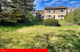 Haus kaufen in 78647 Trossingen, Trossingen - RESERVIERT: Wohnhaus mit großem Grundstück in TOP-Stadtrandlage von Trossingen