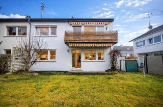 Doppelhaushälfte kaufen in 88690 Uhldingen-Mühlhofen, Uhldingen-Mühlhofen - Wohnen in Seenähe - vielseitige Doppelhaushälfte mit zwei Wohneinheiten und sonnigem Garten