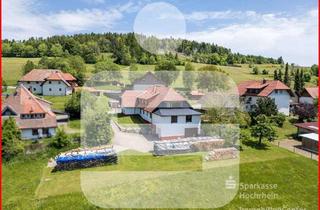 Bauernhaus kaufen in 79737 Herrischried, Herrischried - Viel Raum für Ihr Leben - Charmantes Landhaus mit drei Wohneinheiten und großem Grundstück