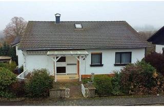 Einfamilienhaus kaufen in 35716 Dietzhölztal, Dietzhölztal / Steinbrücken - Wohnen und Entspannen im 8-Zimmer-Haus mit Kamin, Wintergarten, Balkon und Terrasse