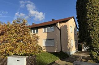 Doppelhaushälfte kaufen in 91093 Heßdorf, Heßdorf - Gut gelegene Doppelhaushälfte mit großem Garten und Bauland