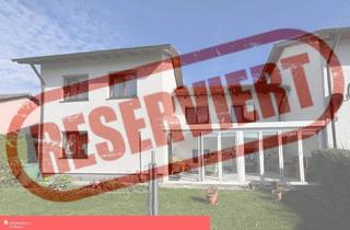 Doppelhaushälfte kaufen in 78559 Gosheim, Gosheim - RESERVIERT: Wohnhaus mit Wintergarten und Garage in Gosheim