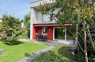 Einfamilienhaus kaufen in 76187 Karlsruhe, Karlsruhe - Etwas Besonderes: Haus mit stilvoll angelegtem Garten!