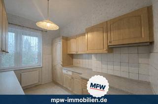 Wohnung kaufen in 12555 Berlin, Berlin - Wasserblick & Altbauflair: Vermietete Wohnung mit Balkon
