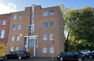 Mehrfamilienhaus kaufen in 41068 Mönchengladbach, Mönchengladbach - 8-Familienhaus mit genehmigtem Baugrundstück für weiteres Mehrfamilienhaus
