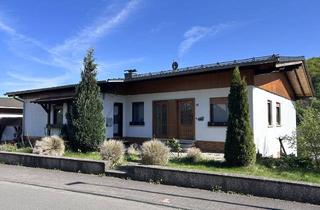 Einfamilienhaus kaufen in 35080 Bad Endbach, Bad Endbach - Bad Endbach: Einfamilienhaus mit Einliegerwohnung in ruhiger Lage!