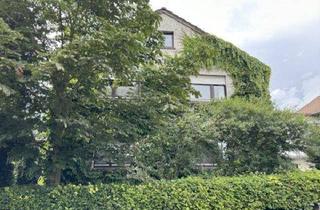 Einfamilienhaus kaufen in 61184 Karben, Karben - Charmantes Ein- bis 2-Familienhaus mit Garage in ruhiger und zentraler Lage von Kleinkarben