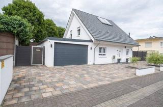 Haus kaufen in 56575 Weißenthurm, Weißenthurm - Freistehendes EFH mit großen Garten in Weißenthurm.