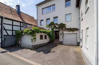 Mehrfamilienhaus kaufen in 59821 Arnsberg, Arnsberg - Wohnhaus mit Potenzial in der Altstadt von Arnsberg: Traumblick inklusive!