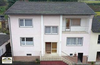 Einfamilienhaus kaufen in 64750 Lützelbach, Lützelbach/ Seckmauern - Charmantes Wohnhaus mit drei Garagen und Gestaltungsspielraum