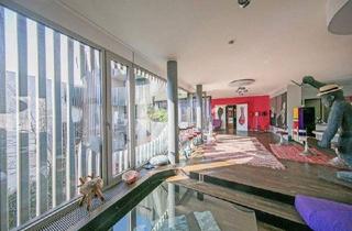 Wohnung kaufen in Johannisstrasse 3, 10117 Berlin, Berlin - Bezugsfreie 4,5 Zi-Whg mit Kamin Balkon EBK Aufzug u. 2 Stellplätzen