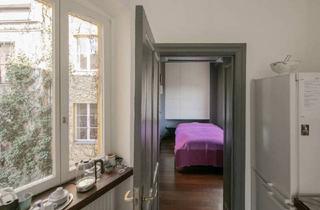 Wohnung kaufen in Linienstraße, 10115 Berlin, Berlin - Ausblick vom Feinsten: 2 Zi-Whg mit EBK u. großem SW-Balkon