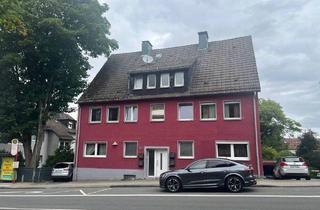 Haus kaufen in 58511 Lüdenscheid, Lüdenscheid - Modernisiertes 4-Familienhaus aufgeteilt in 4 Eigentumswohnungen nach Weg mit Garage, Balkon, Garten und Carport Nähe Klinikum...