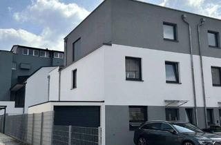 Haus kaufen in Rosenstr. 6A, 90552 Röthenbach, Röthenbach a.d.Pegnitz - Großzügige Flachdach-DHH KfW 40+ NH in Röthenbach an der Pegnitz