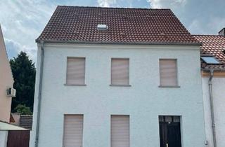 Einfamilienhaus kaufen in 06869 Coswig, Coswig (Anhalt) - Schönes Einfamilienhaus mit Garten Zufahrt Nebengelass Keller