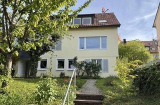 Einfamilienhaus kaufen in 73730 Esslingen, Esslingen - Freistehendes Einfamilienhaus mit ELW in Toplage