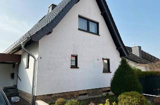 Einfamilienhaus kaufen in 54634 Bitburg, Bitburg - Gemütliches Einfamilienhaus mit Garten in ruhiger Lage in Bitburg