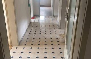 Wohnung kaufen in 89173 Lonsee, Lonsee - 3 Zimmer Dachgeschoss Wohnung mit Küche, Bad und Stellplatz