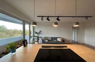 Wohnung mieten in 50858 Köln, Köln - 2-Zimmer-Wohnung mit Balkon im 6. OG - Köln-Weiden