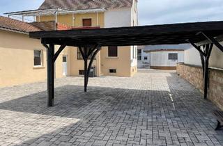 Einfamilienhaus kaufen in 76889 Klingenmünster, Klingenmünster - Geräumiges Wohnhaus mit Hof und Traumgarten - Bauoption im Garten