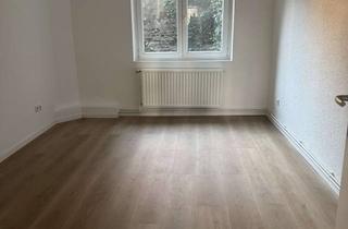 Wohnung kaufen in 42275 Barmen, Frisch sanierte 2,5-Zimmer Wohnung nahe der Nordbahntrasse