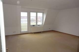 Wohnung kaufen in Ringstraße 40, 06844 Innenstadt, 3-Zi-Dachgeschosswohnung mit 2 Balkonen in Dessau-Nord