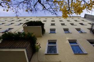 Wohnung kaufen in Beusselstraße 8A 8A, 10553 Berlin, Charmante 3 Zimmer Altbauwohnung – sichere Kapitalanlage