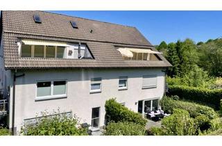 Wohnung kaufen in 57462 Olpe, Helle Dachgeschosswohnung mit sonniger Loggia und Garage