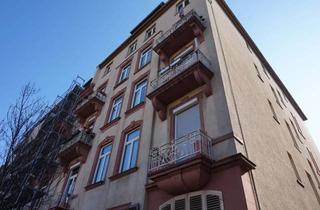 Wohnung kaufen in 60385 Ostend, Gelegenheit: Schöne 2-Zimmer-Altbauwohnung im Ostend / Bornheim