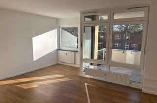 Wohnung kaufen in An Den Achterhöfen, 12349 Buckow, * RUHIG & GRÜN IM BELIEBTEN BUCKOW: APPARTEMENT MIT EINBAUKÜCHE, WANNENBAD & SONNENBALKON! *