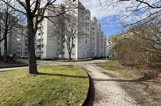 Wohnung kaufen in Jenaer Str. 23, 38444 Westhagen, Attraktive 3,5 Zimmer-Wohnung mit Loggia in Westhagen mit viel Potenzial in guter Lage