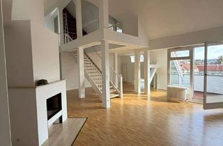 Wohnung mieten in Mommsenstraße, 10629 Charlottenburg, Lichtdurchflutetes Dachgeschoss in Bestlage - 189 m² in der Mommsenstraße