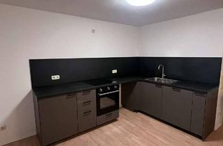 Wohnung mieten in Gießener Straße, 61206 Wöllstadt, Neu renovierte Erdgeschosswohnung mit Einbauküche und Terrasse!