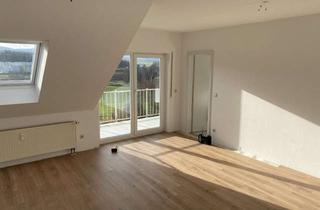 Wohnung mieten in Im Schützenrech 14, 55494 Rheinböllen, Maisonette-Wohnung 4ZKB mit Balkon